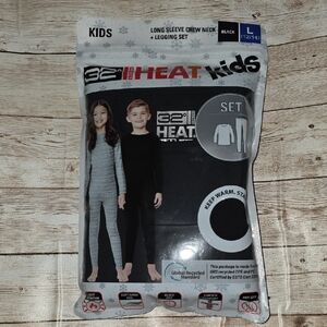 32 Degrees Kids Black and Gray Heat Set